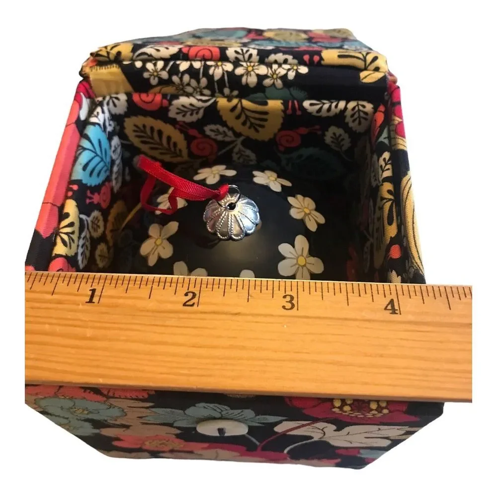 Vera Bradley Happy Snails CHRISTMAS GLASS ORNAMENT 2011 w/‎ Keepsake Gift Box